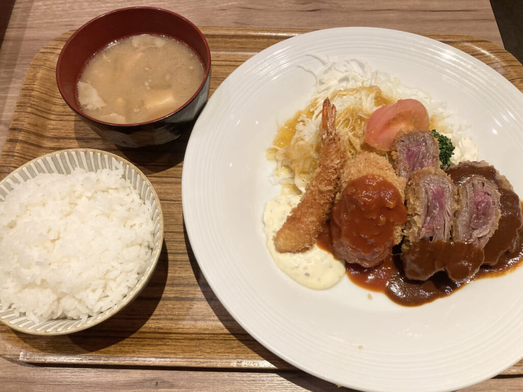 オールスターランチ