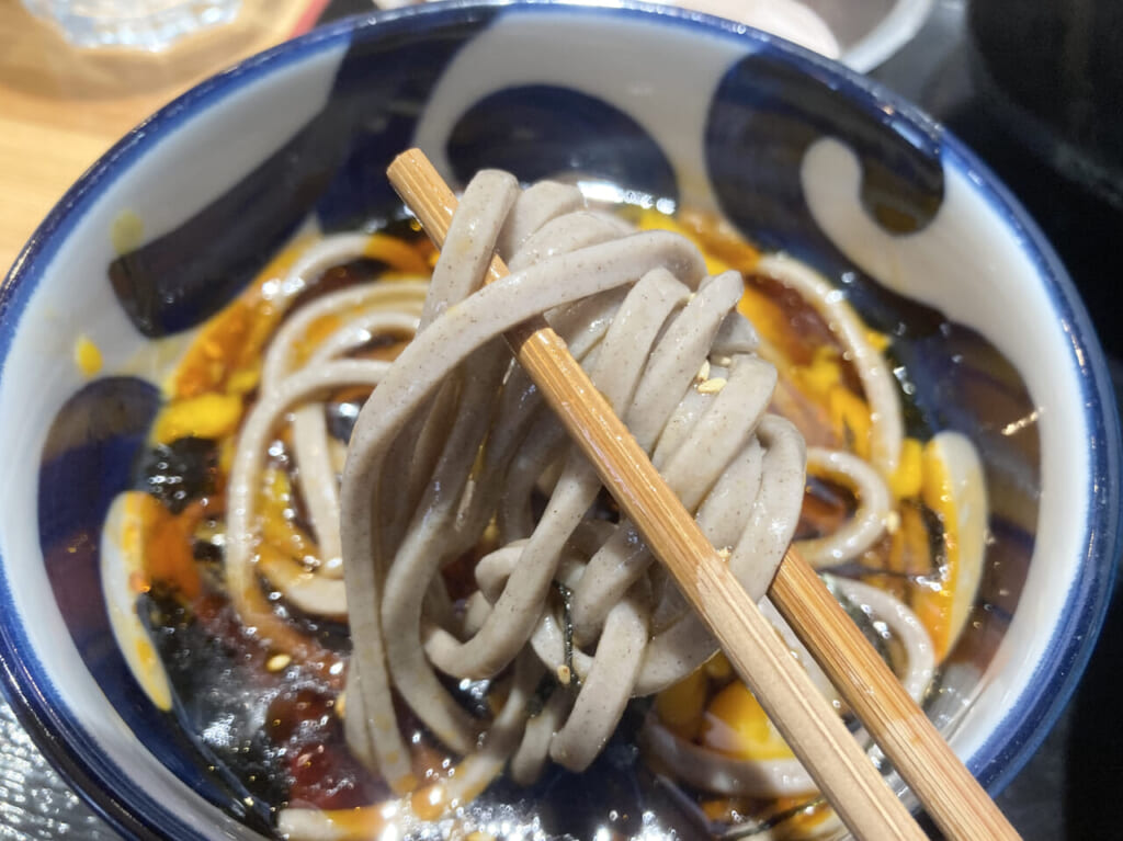 名物ラー油肉蕎麦