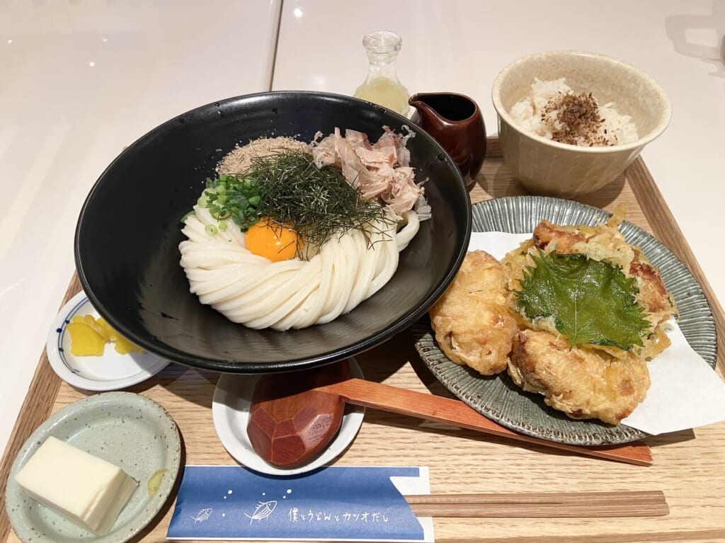 とり天三個うどん定食
