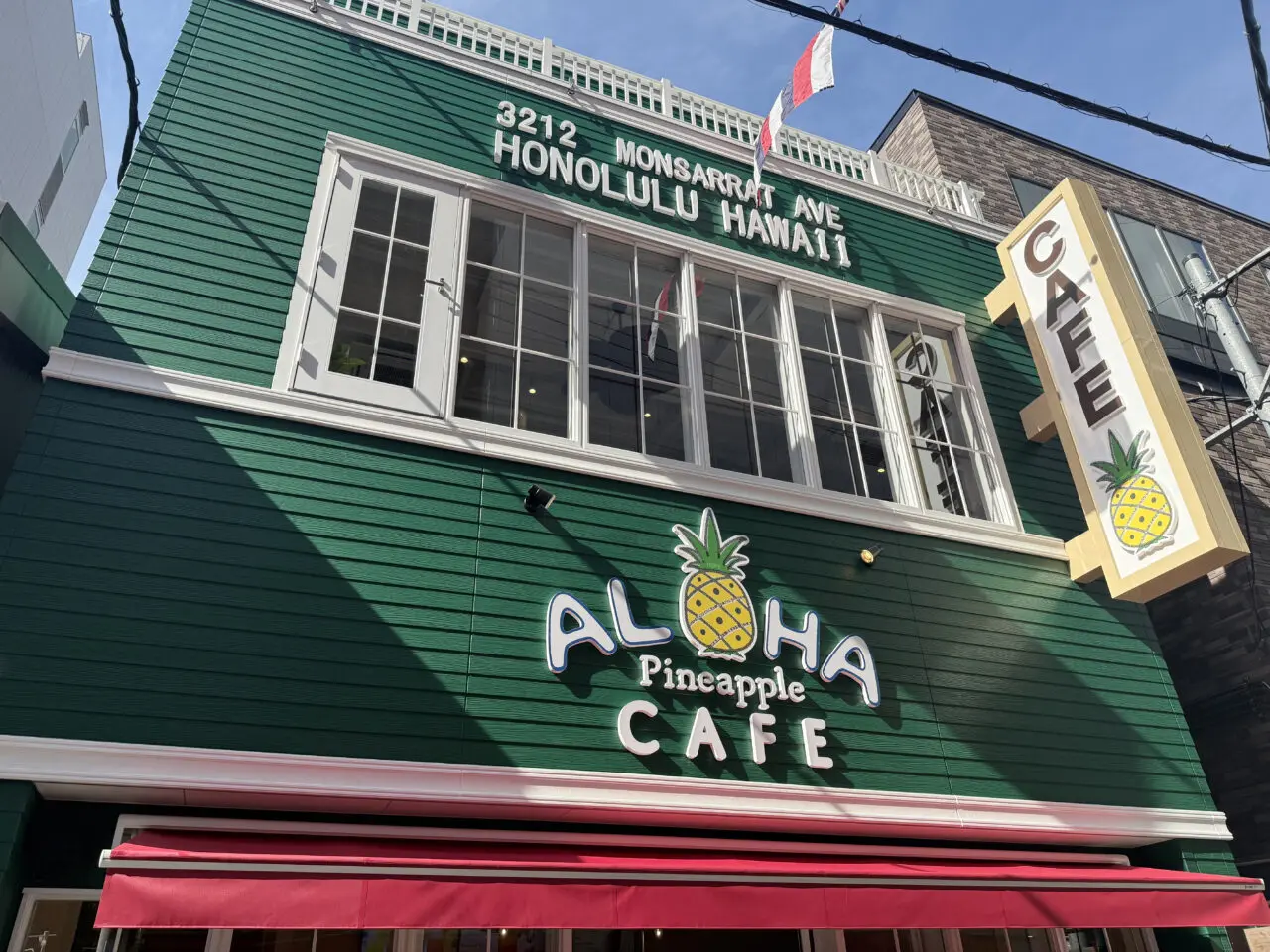 アロハカフェパイナップル梅田茶屋町店オープン